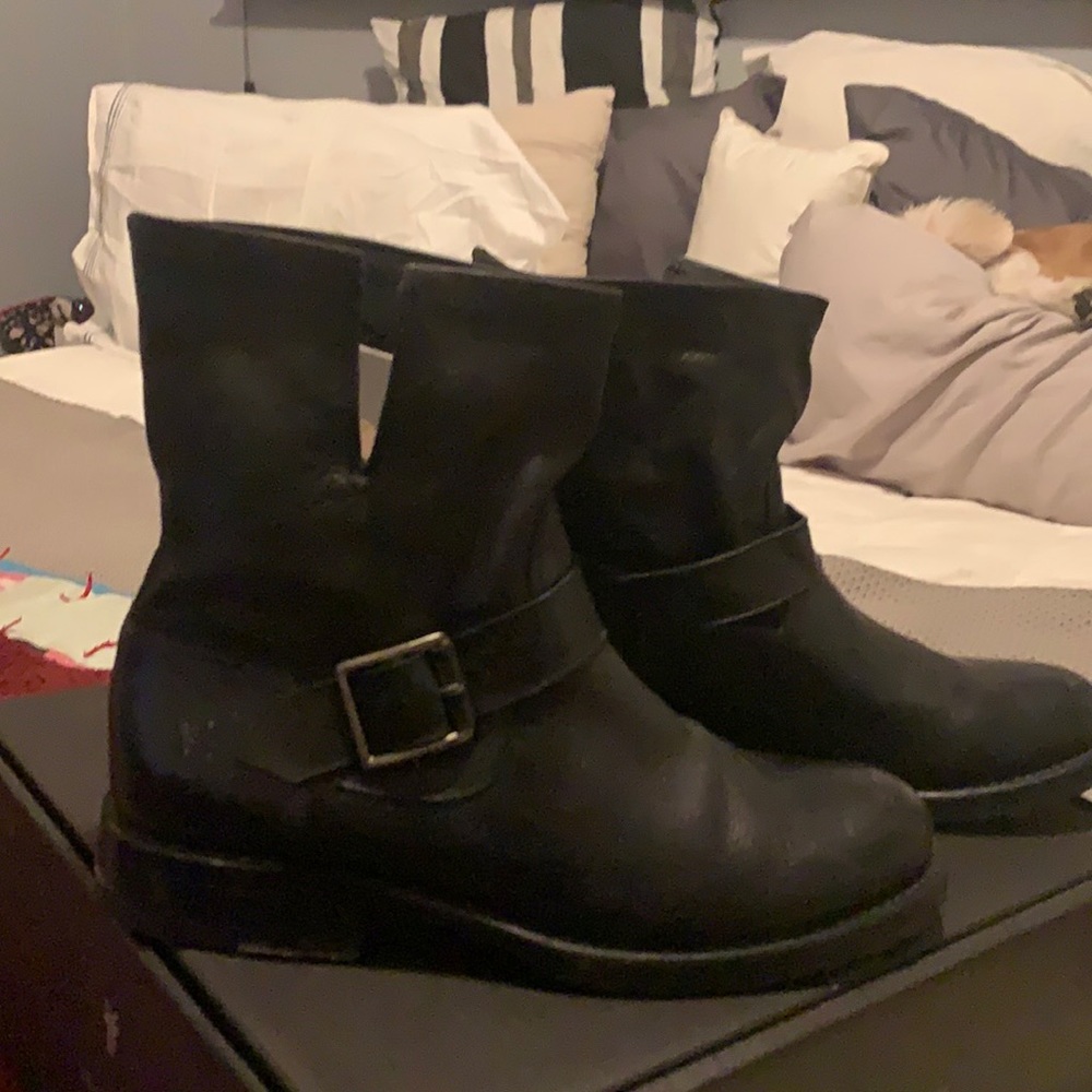 Frye Black Natalie Engineer Short Boot